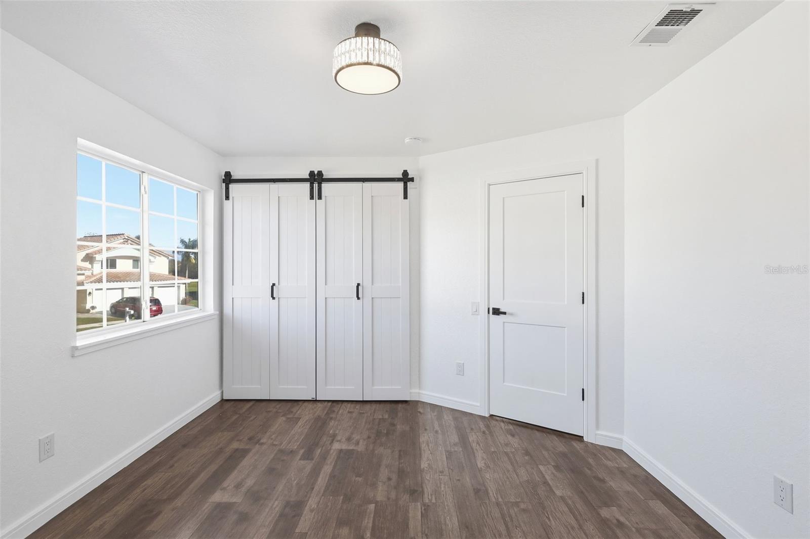 Image 30 of 43 For 3904 Woodsfield Court