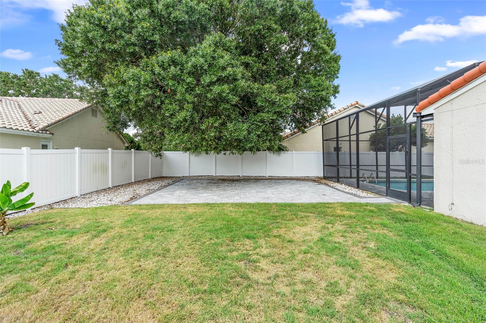 Image 36 of 43 For 3904 Woodsfield Court