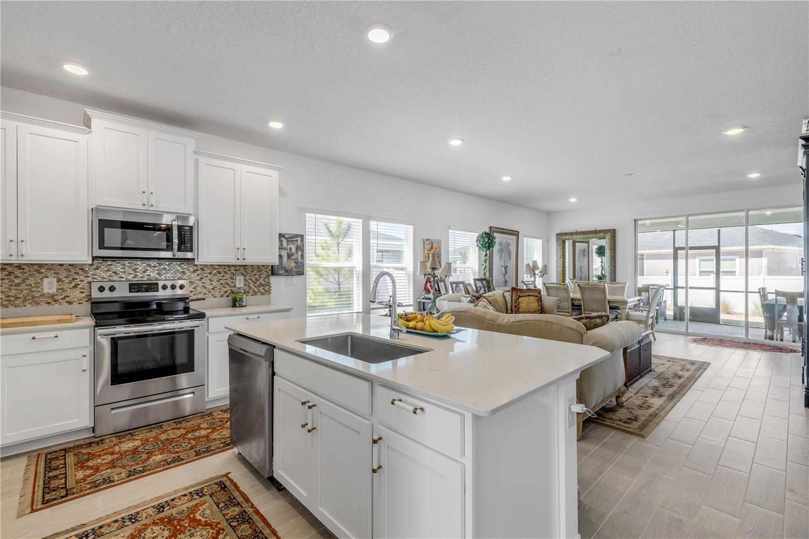 Image 6 of 26 For 4107 Gilford Circle