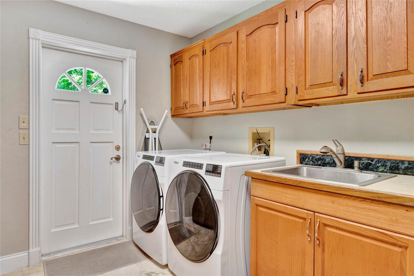 Image 23 of 30 For 1741 Alvarado Court