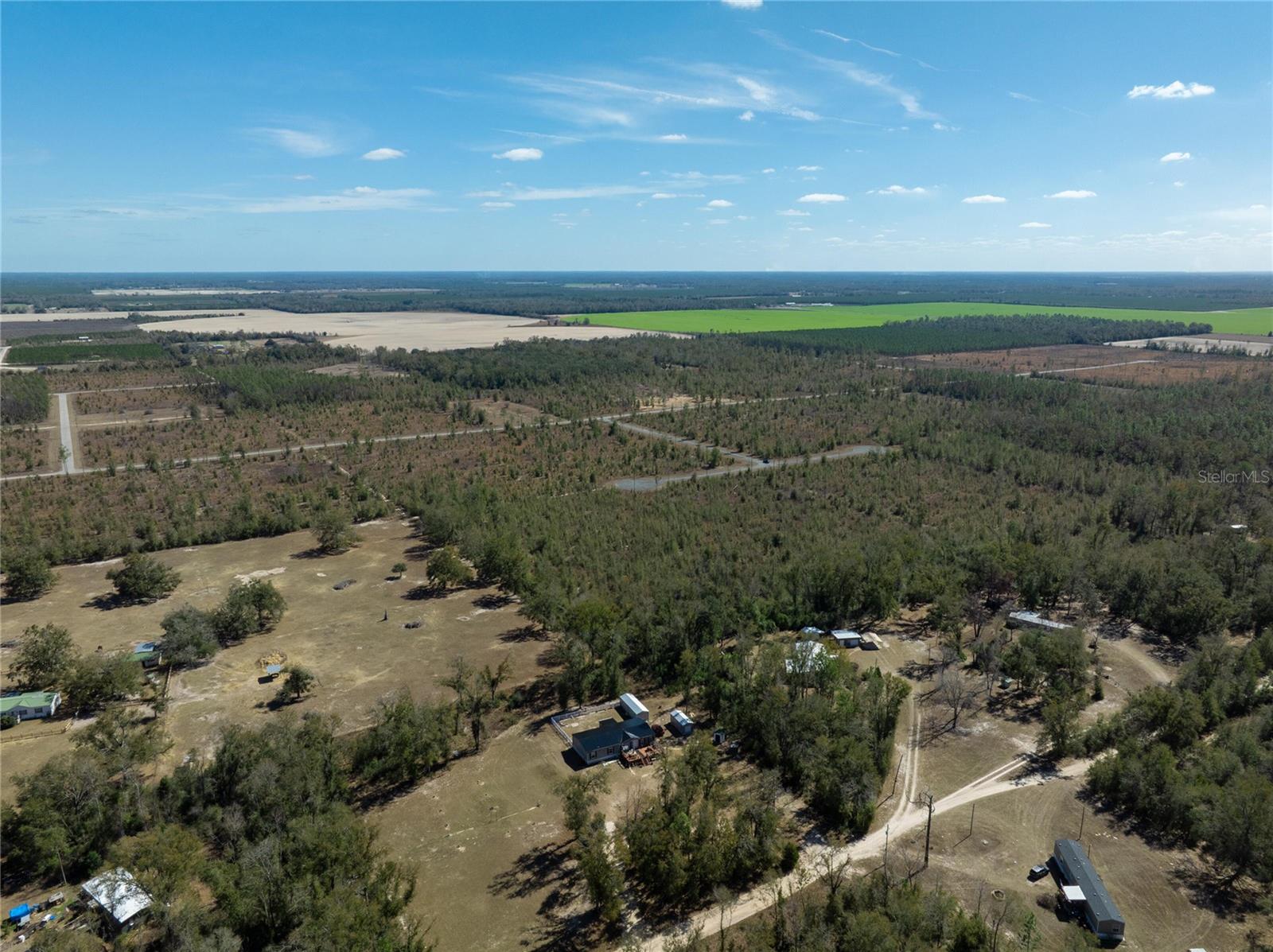 Image 14 of 33 For  213th Court 