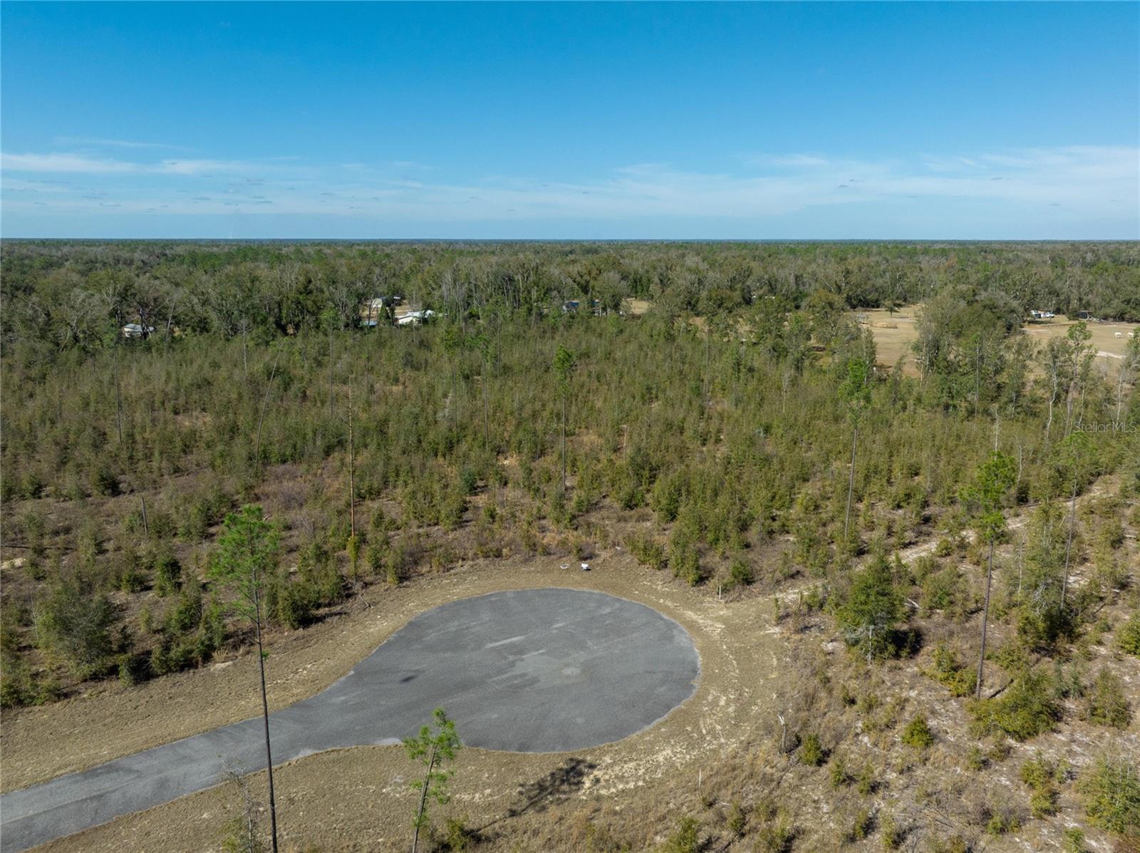 Image 16 of 33 For  213th Court 