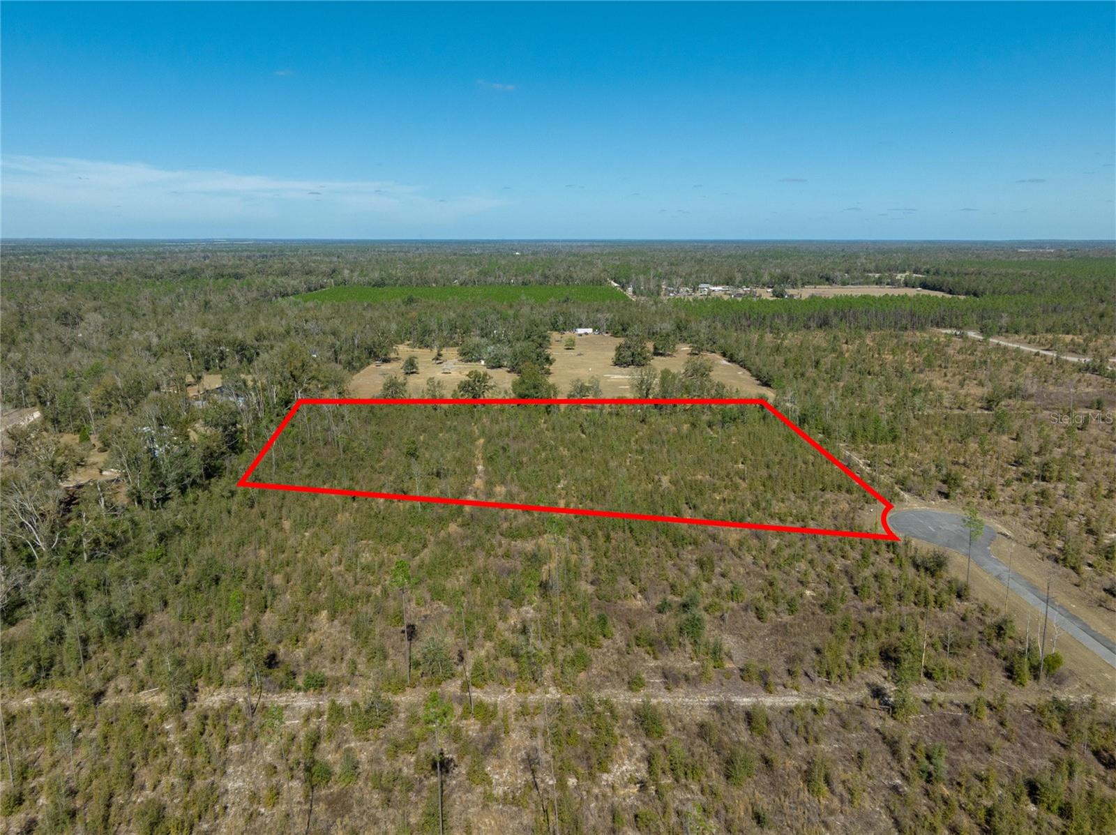 Image 2 of 33 For  213th Court 