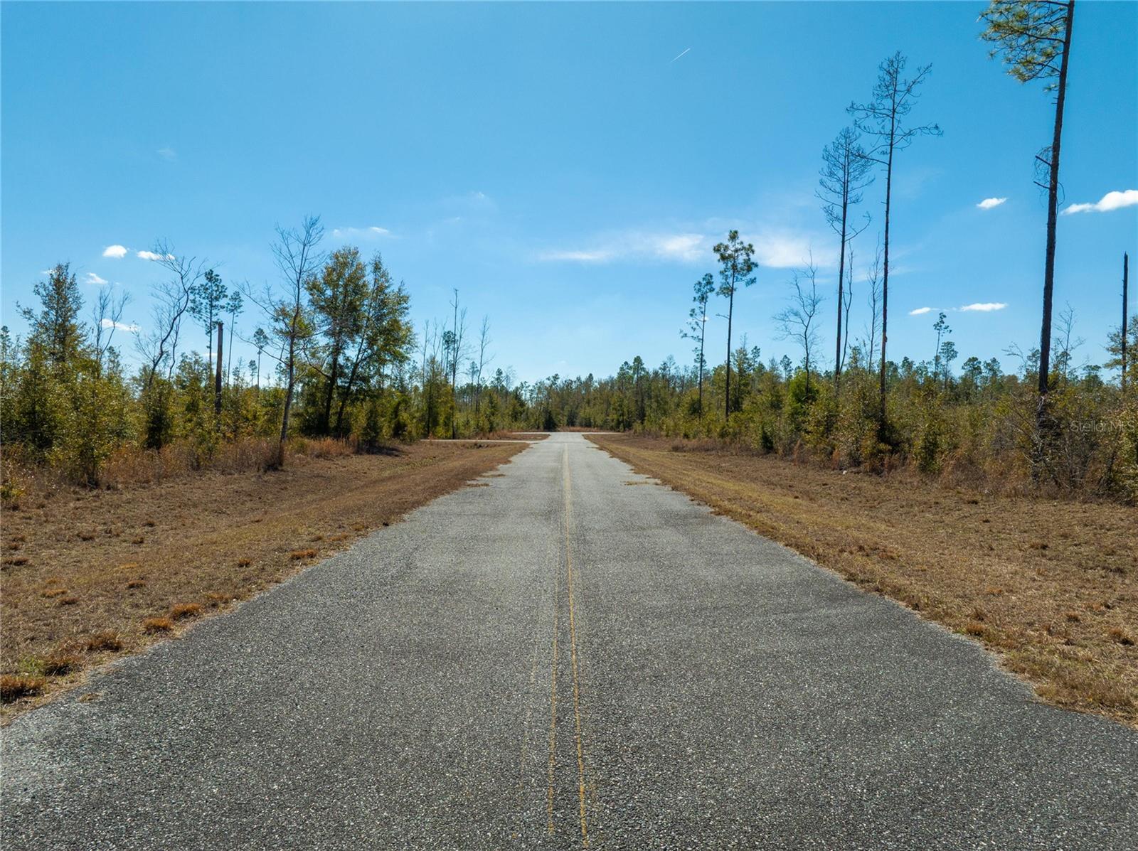 Image 7 of 33 For  213th Court 