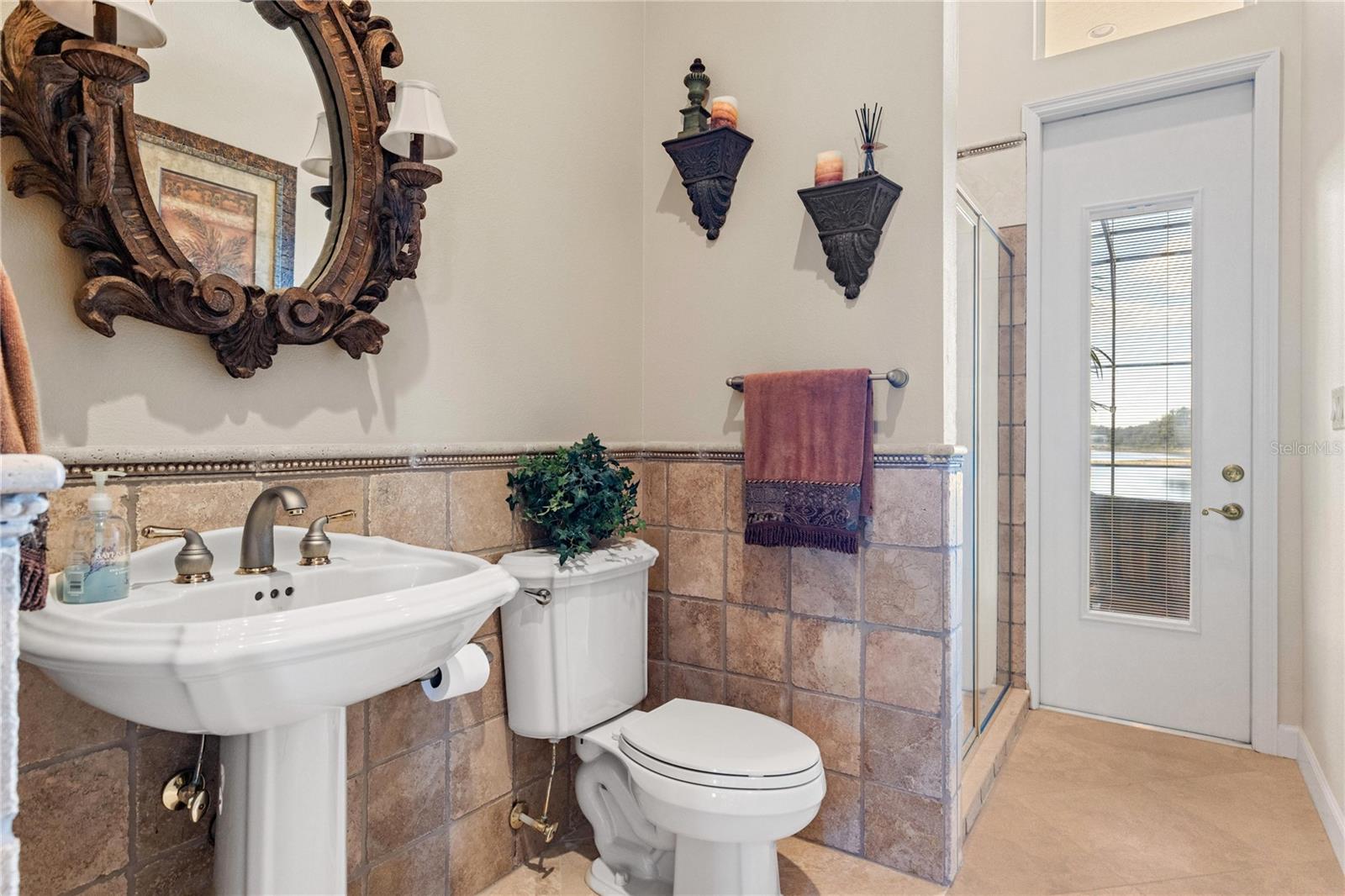 Image 14 of 56 For 1489 Langham Terrace