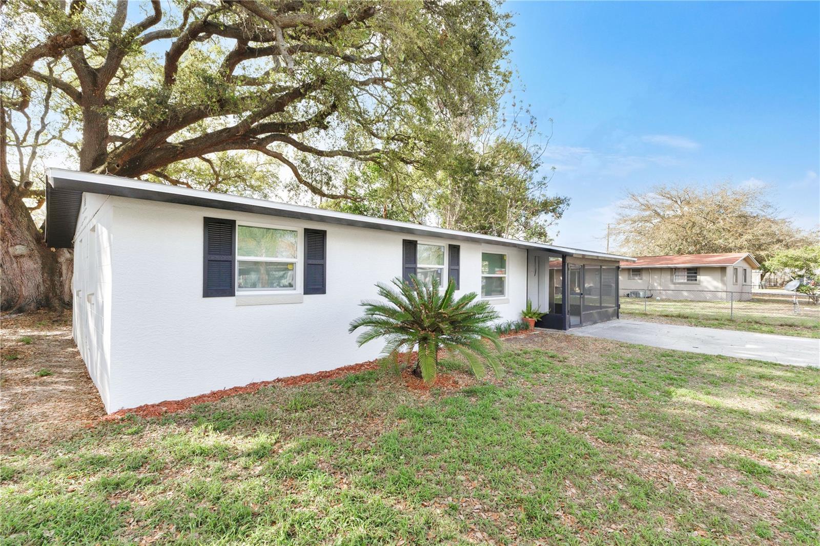 Image 2 of 27 For 212 Audrey Street