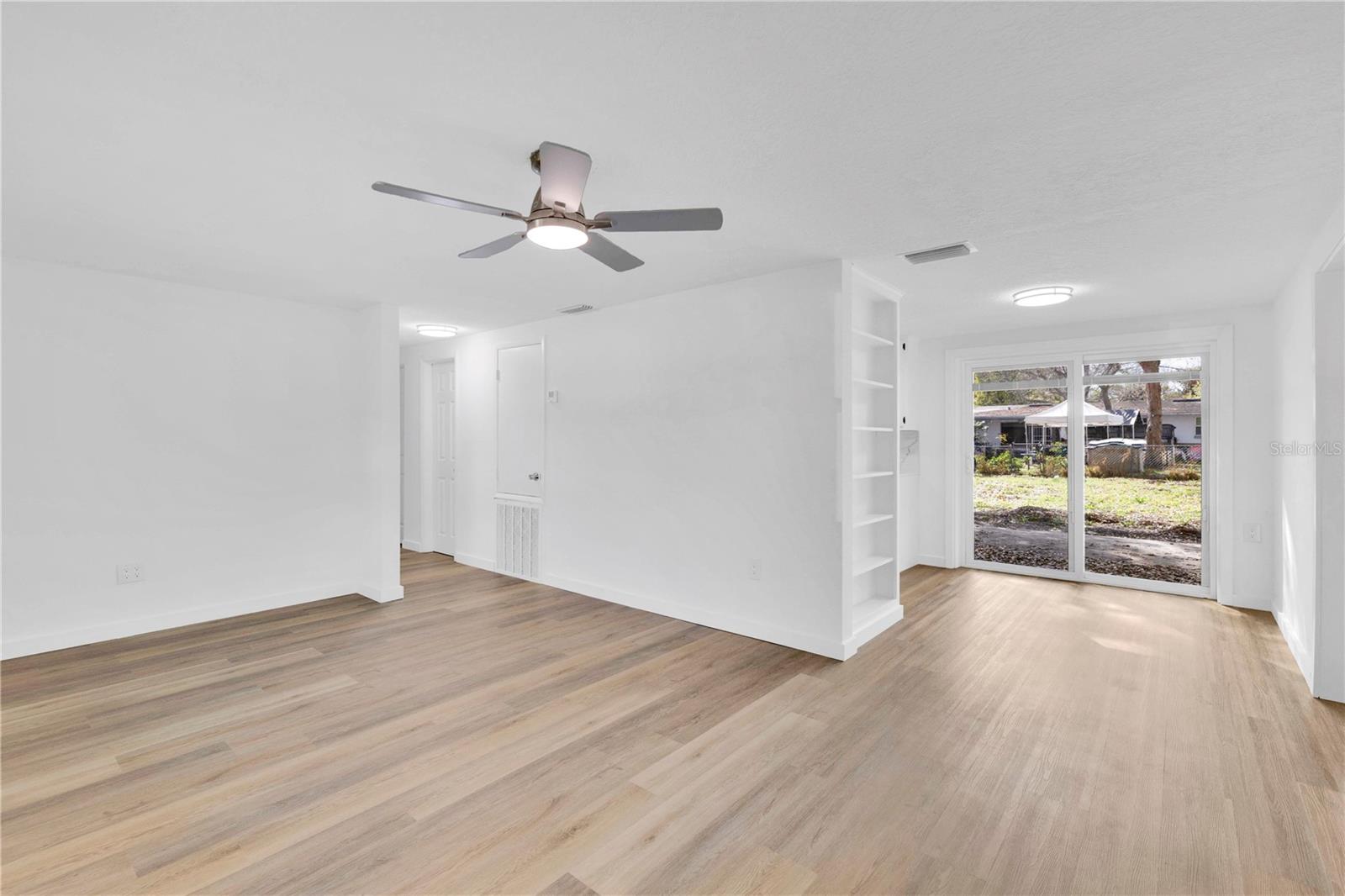 Image 6 of 27 For 212 Audrey Street