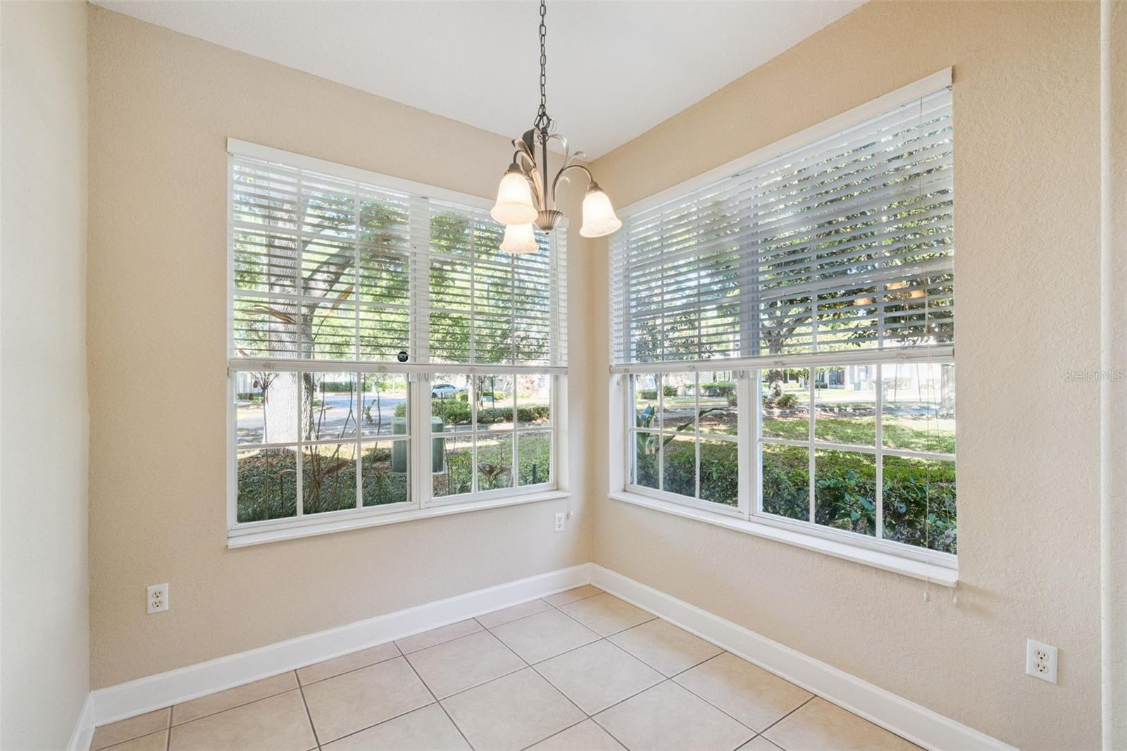 Image 11 of 64 For 3099 Metro Sevilla Drive 101