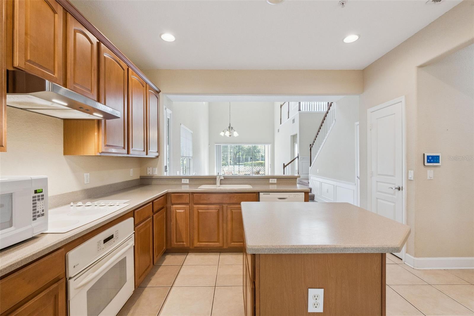 Image 15 of 64 For 3099 Metro Sevilla Drive 101