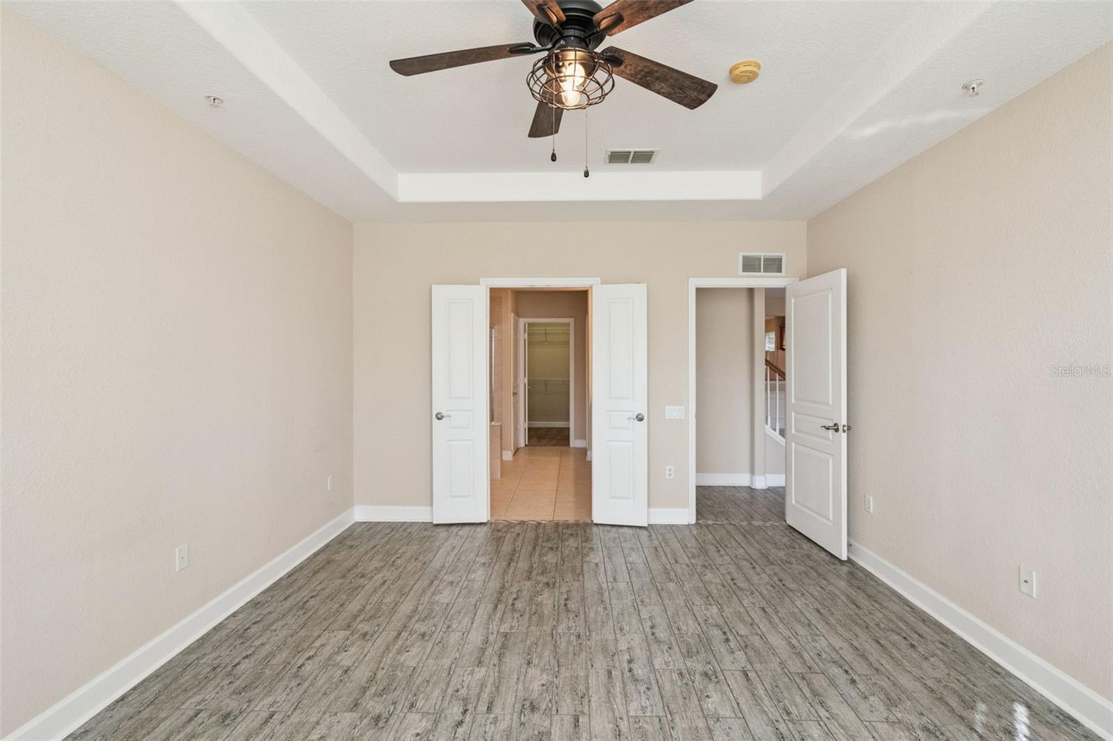 Image 24 of 64 For 3099 Metro Sevilla Drive 101