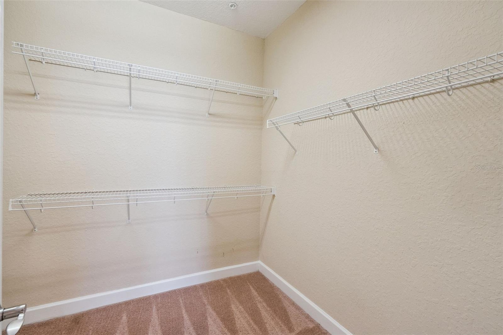 Image 28 of 64 For 3099 Metro Sevilla Drive 101