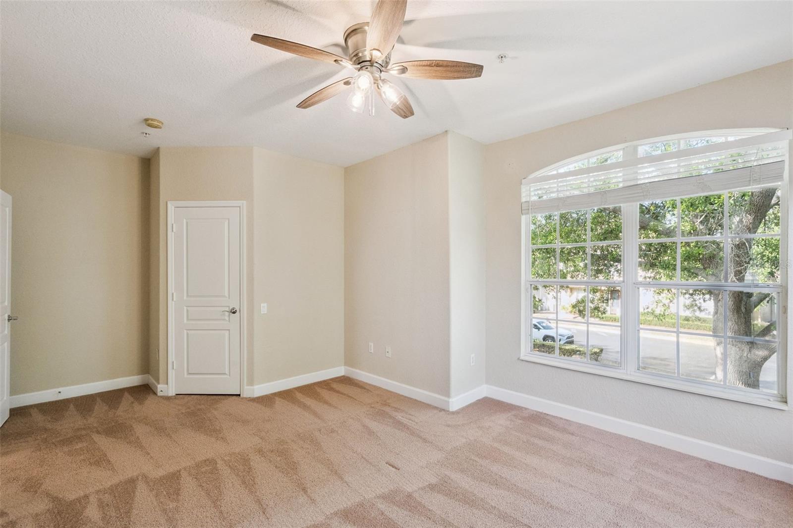 Image 35 of 64 For 3099 Metro Sevilla Drive 101