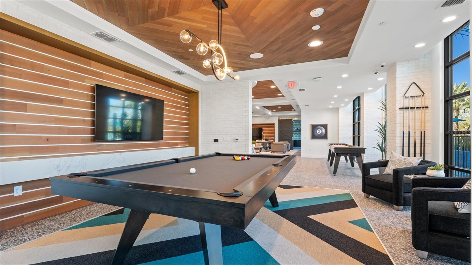 Image 8 of 19 For 2285 Crown Village Road C1