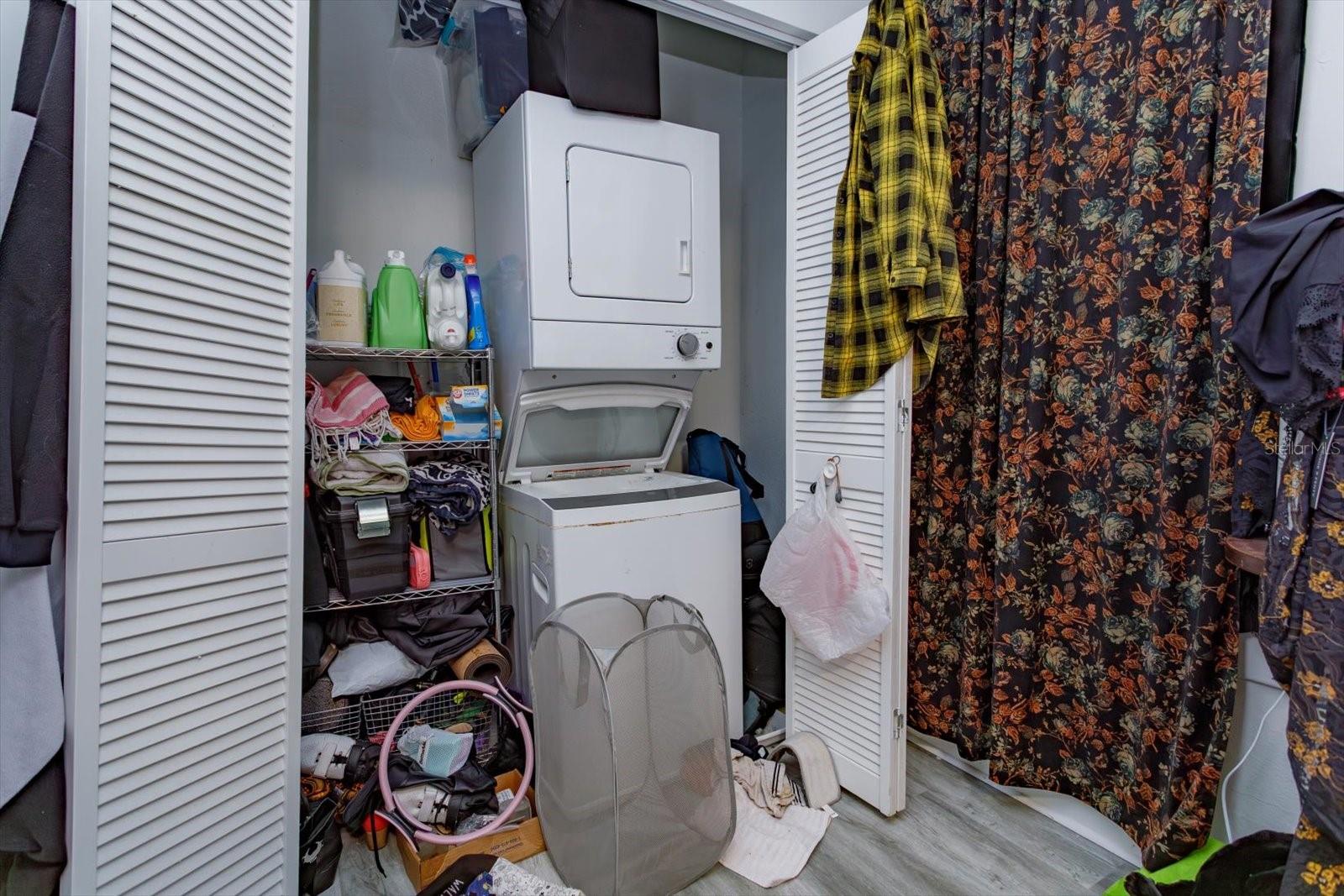 Image 25 of 32 For 37 Hill  