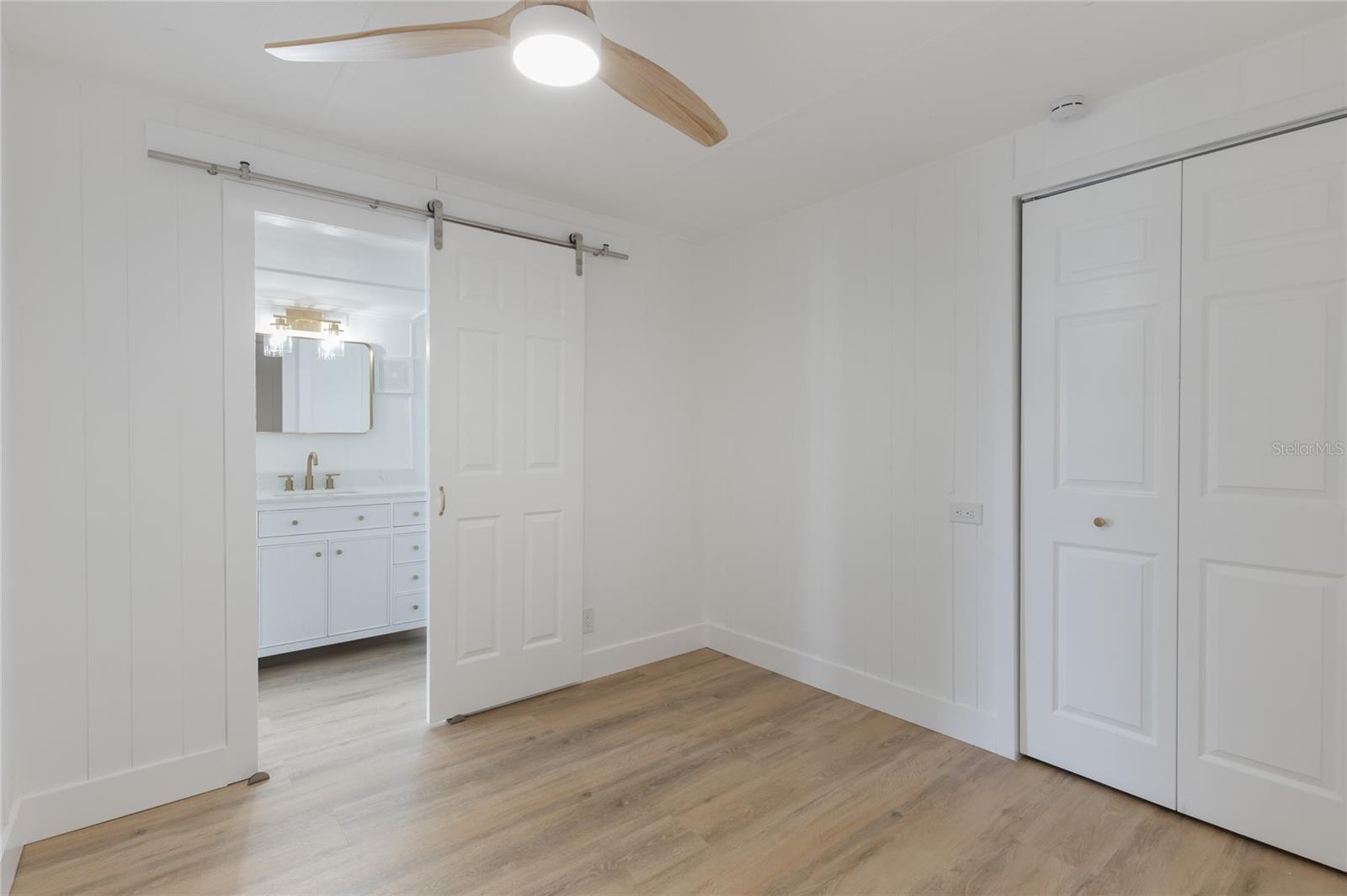 Image 14 of 21 For 814 Roseapple Avenue