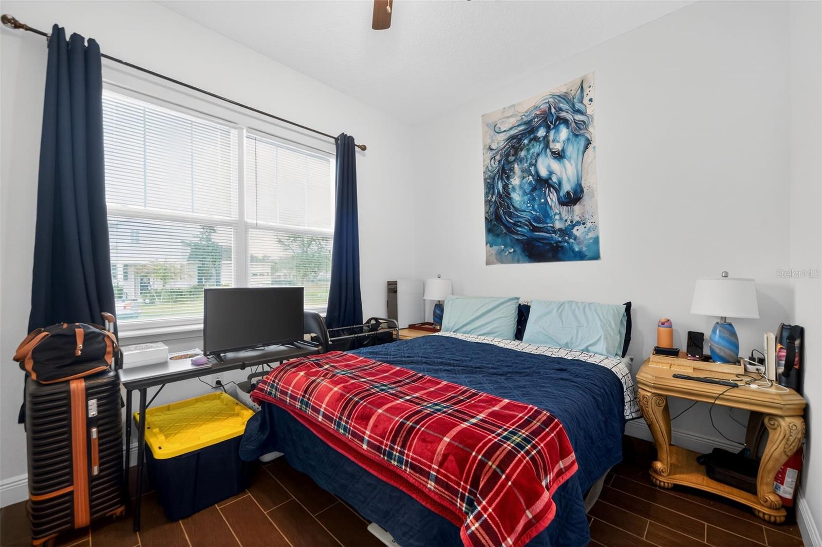 Image 14 of 20 For 4950 Pall Mall Street E