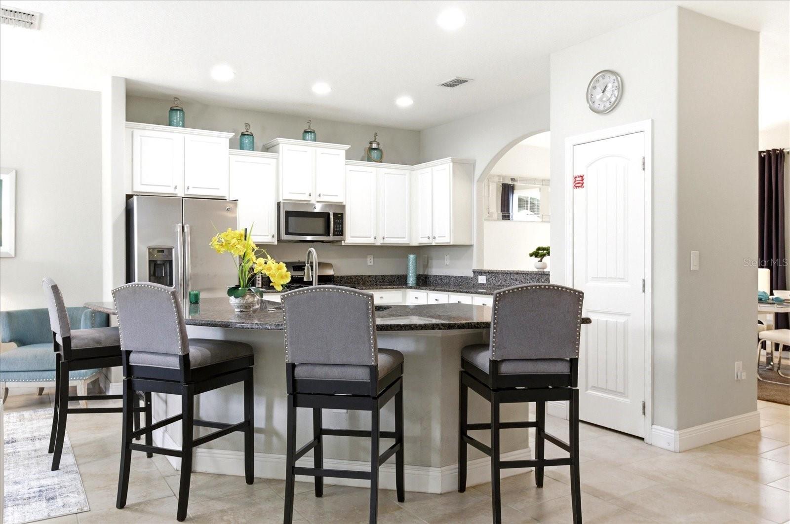 Image 10 of 51 For 4201 Oakview Drive