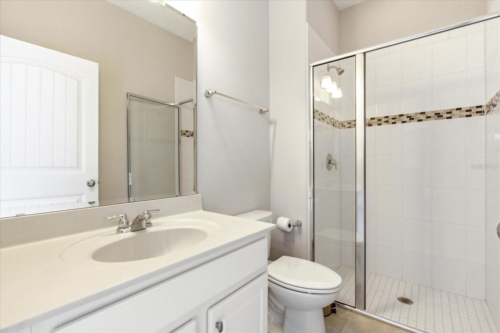 Image 23 of 51 For 4201 Oakview Drive