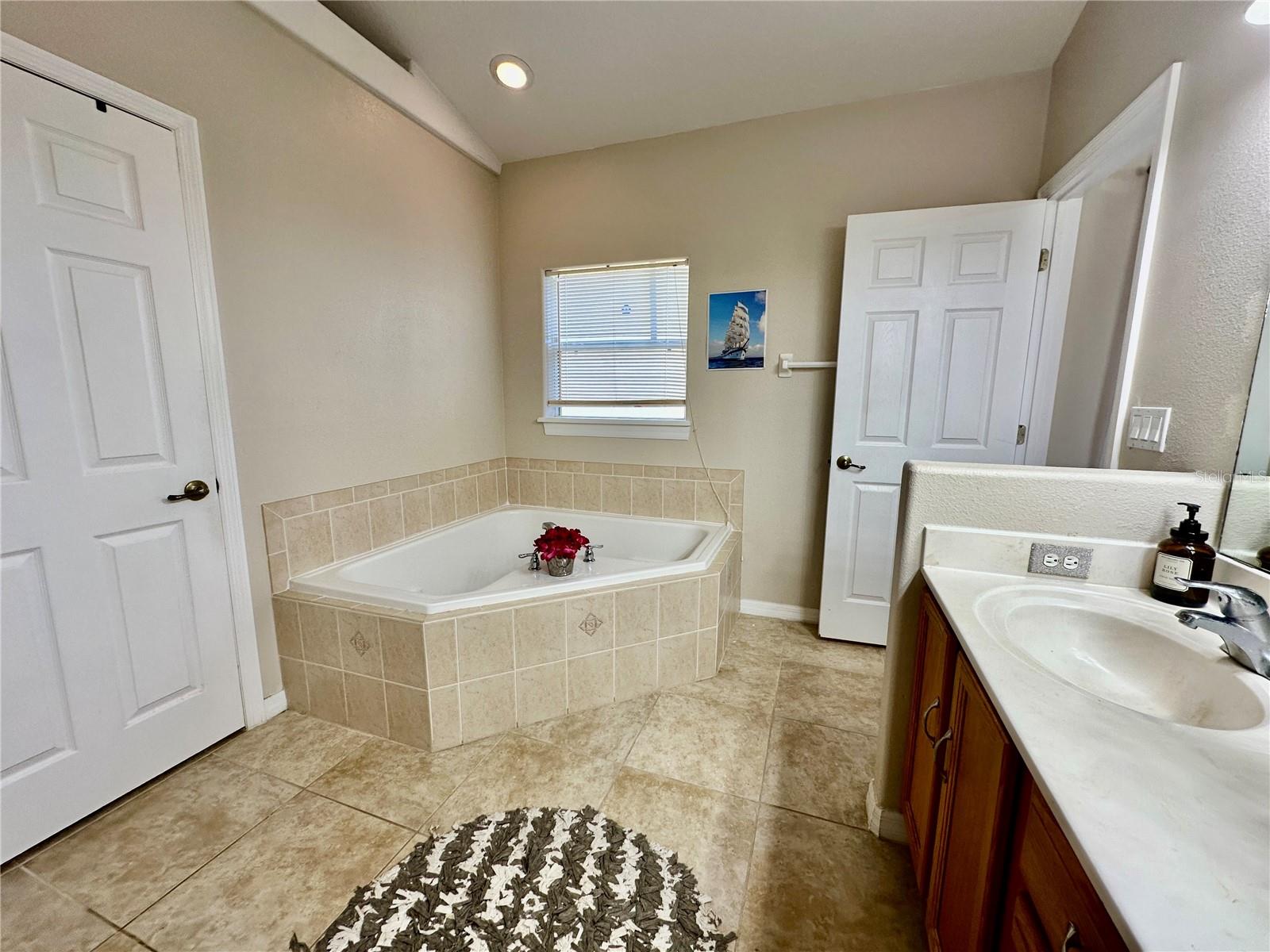 Image 47 of 60 For 1947 Fairway Loop