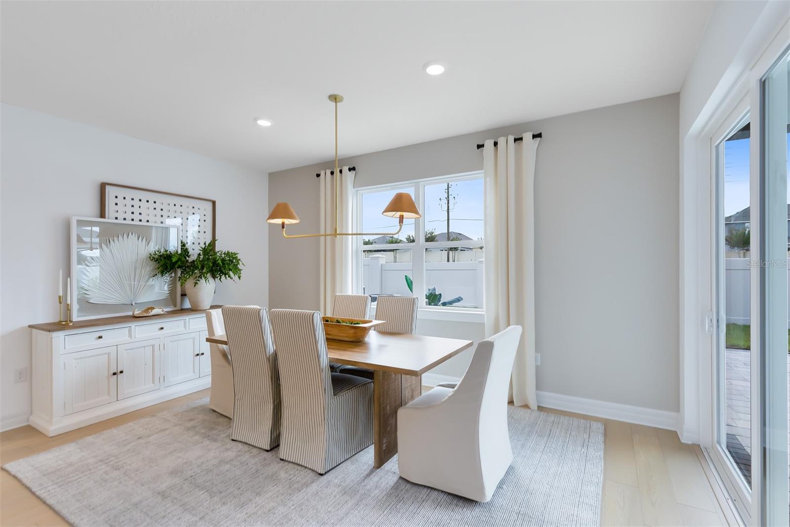 Image 10 of 31 For 15318 Soaring Bluff Drive