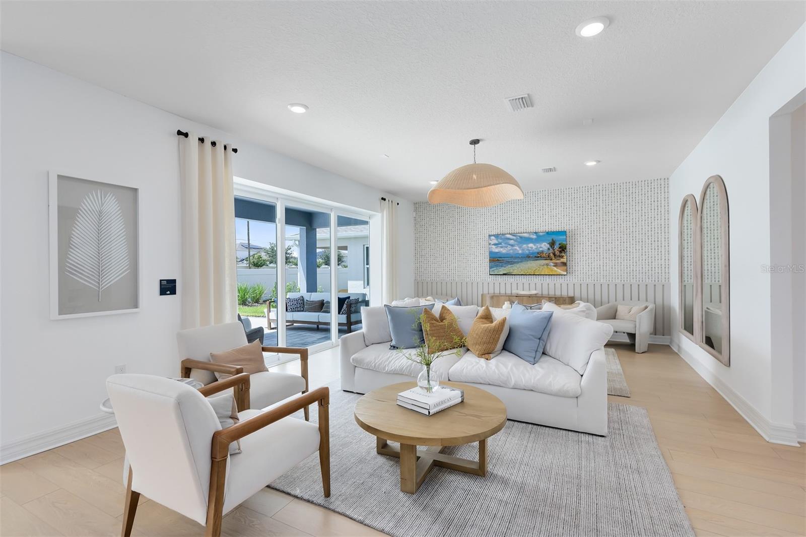 Image 12 of 31 For 15318 Soaring Bluff Drive