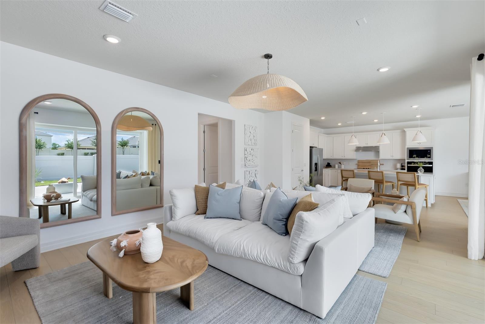 Image 14 of 31 For 15318 Soaring Bluff Drive