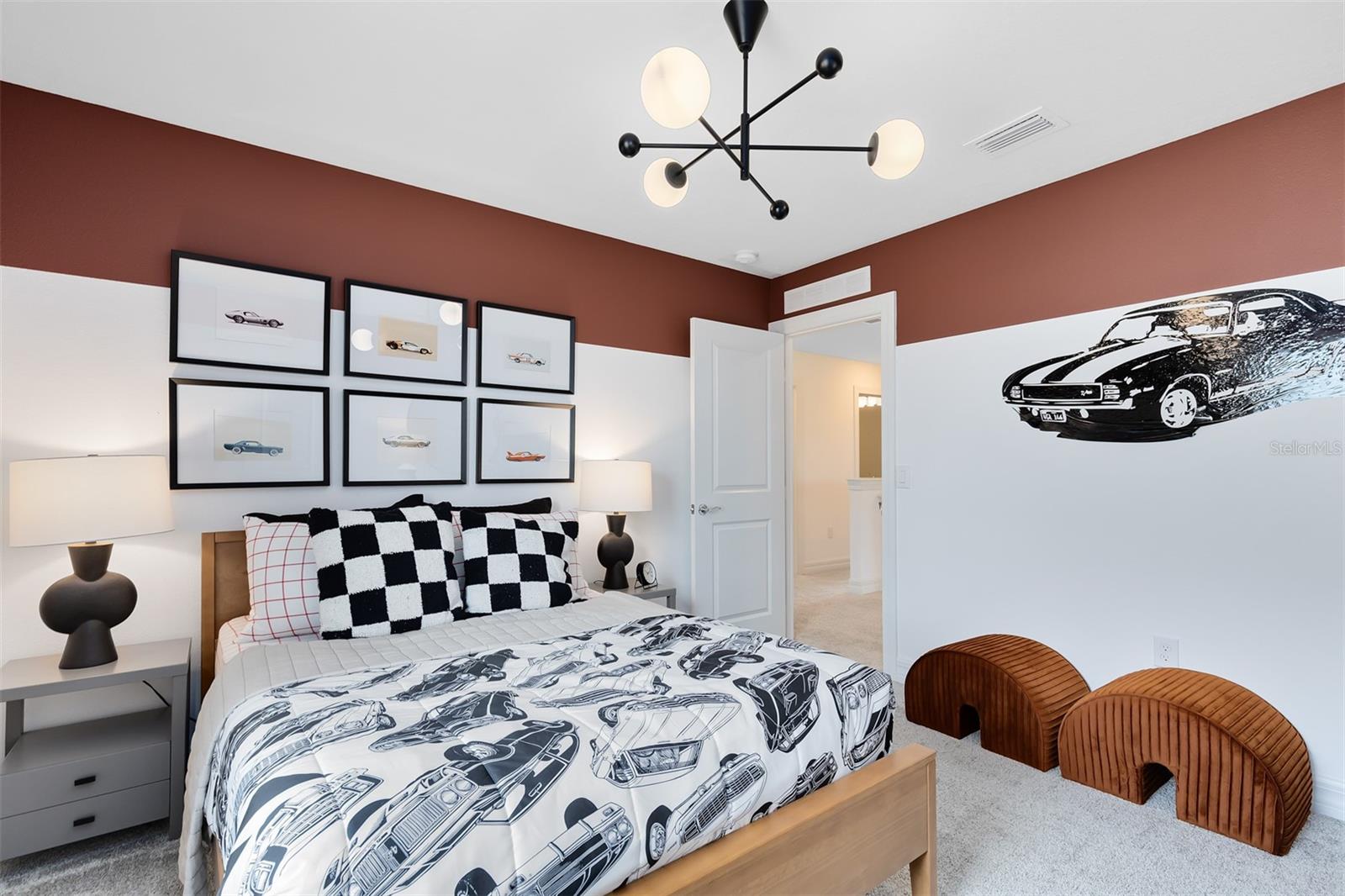 Image 27 of 31 For 15318 Soaring Bluff Drive