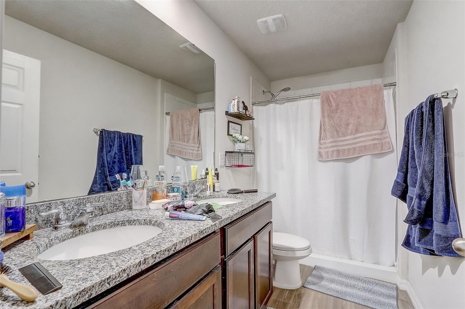 Image 10 of 16 For 5 Rainbow Lane