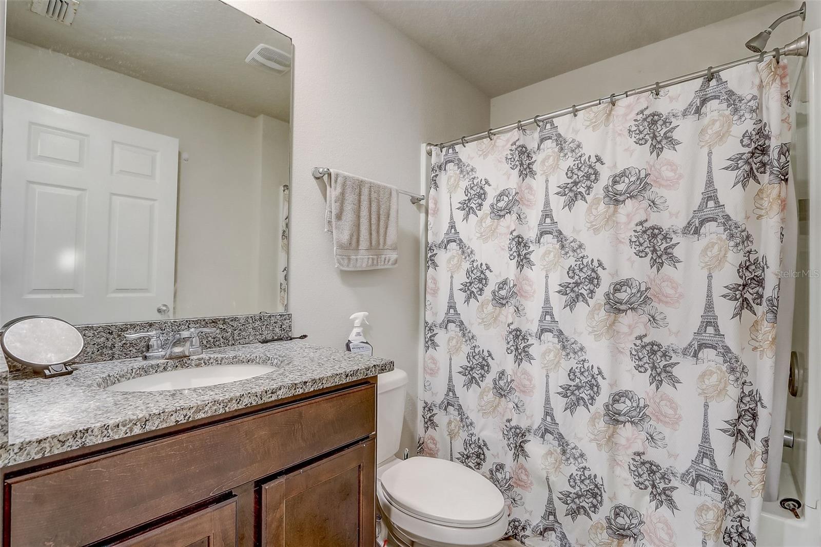 Image 12 of 16 For 5 Rainbow Lane