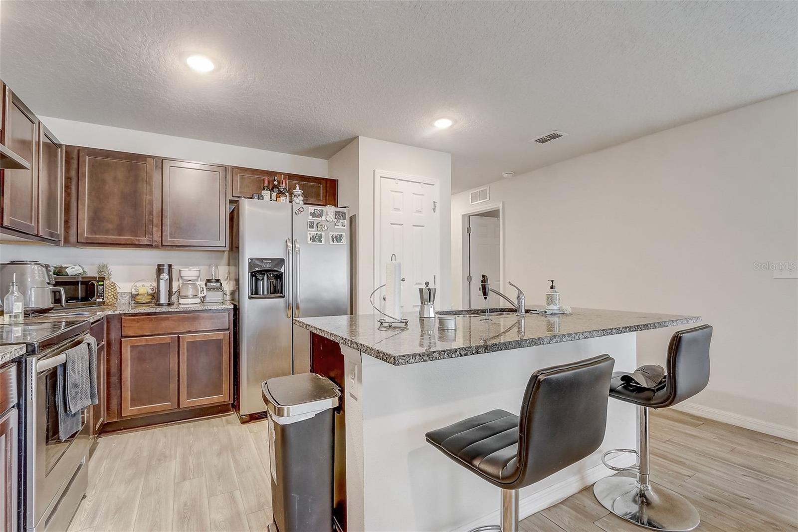 Image 6 of 16 For 5 Rainbow Lane