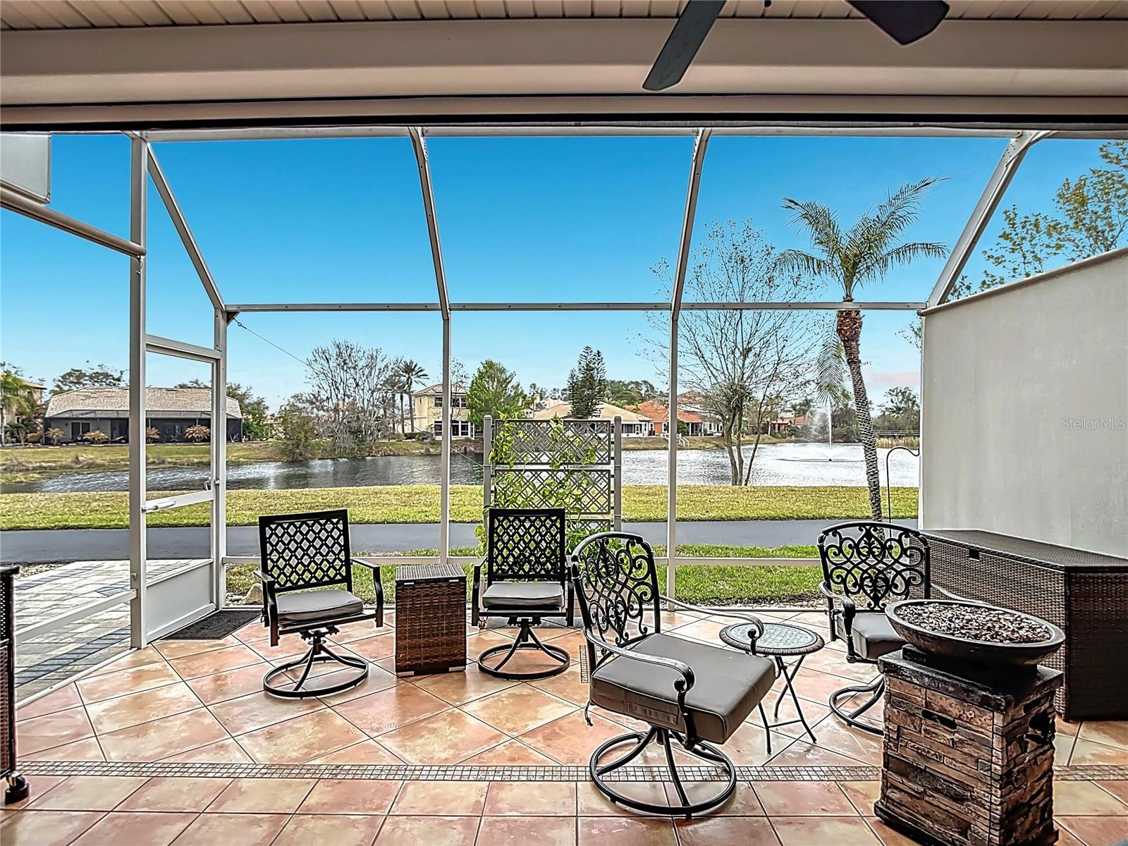 Image 13 of 37 For 6828 Sombras Way