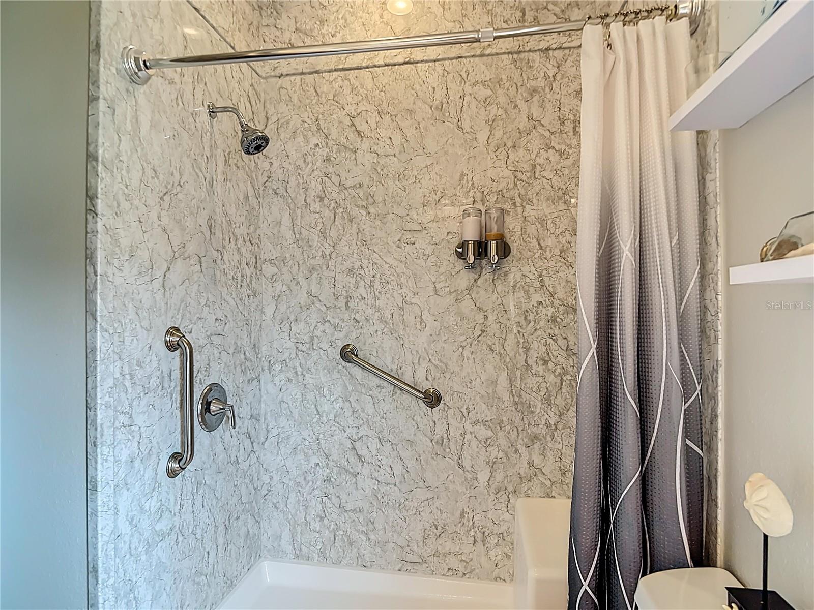 Image 36 of 37 For 6828 Sombras Way