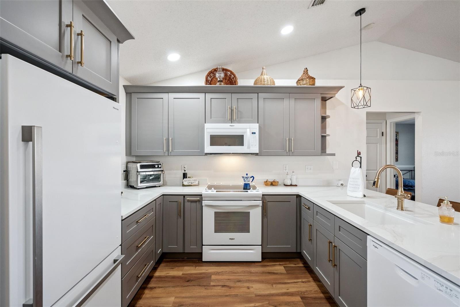 Image 16 of 48 For 2500 Courtland Boulevard