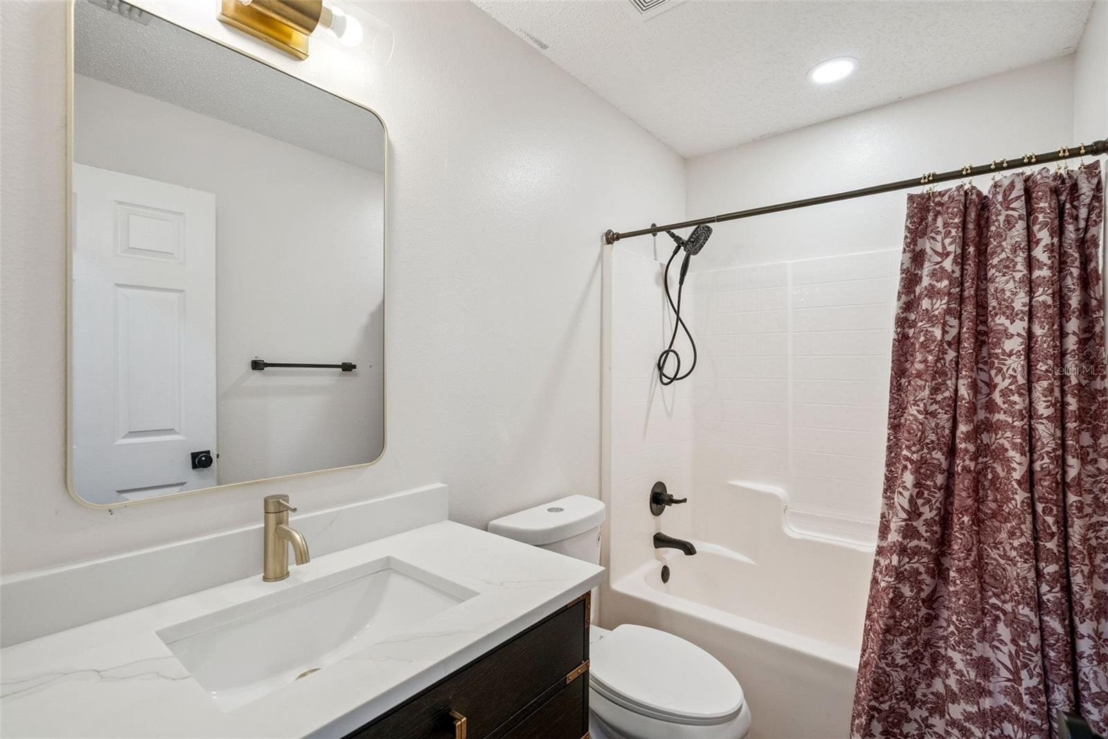 Image 28 of 48 For 2500 Courtland Boulevard