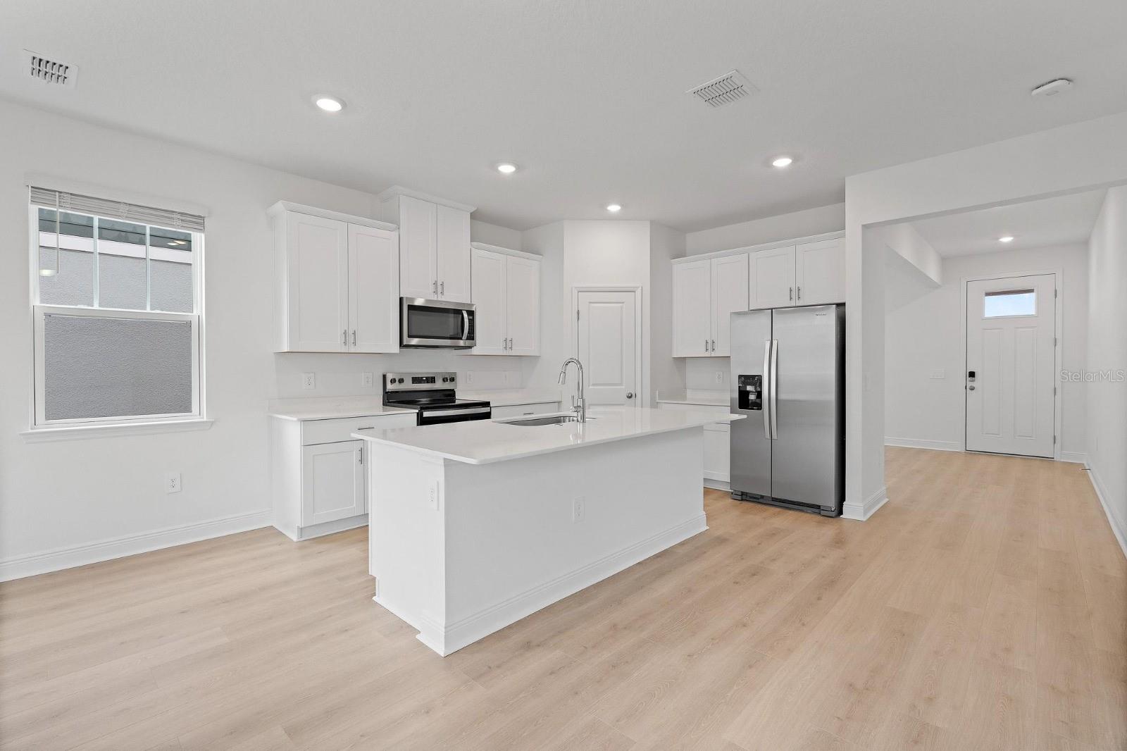 Image 10 of 40 For 2276 Hen Road