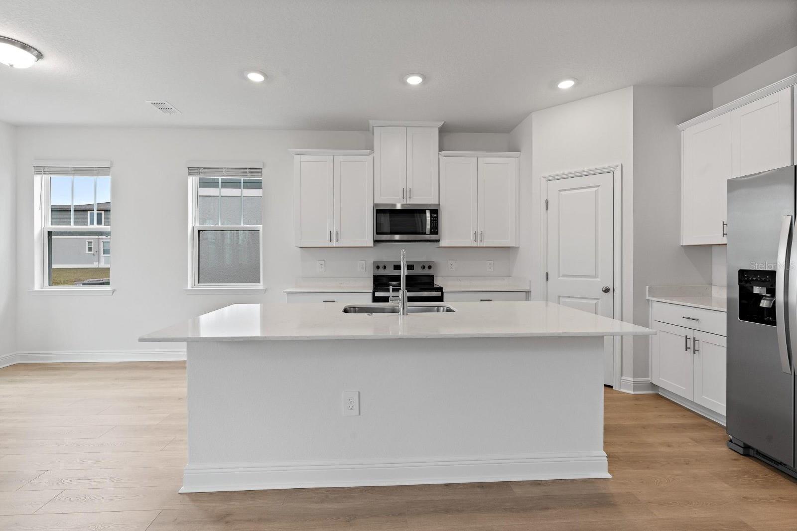 Image 7 of 40 For 2276 Hen Road