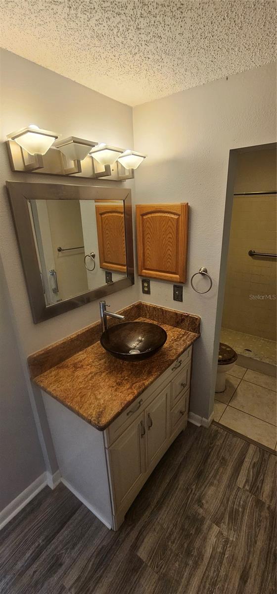 Image 23 of 46 For 4075 Shoreside Circle