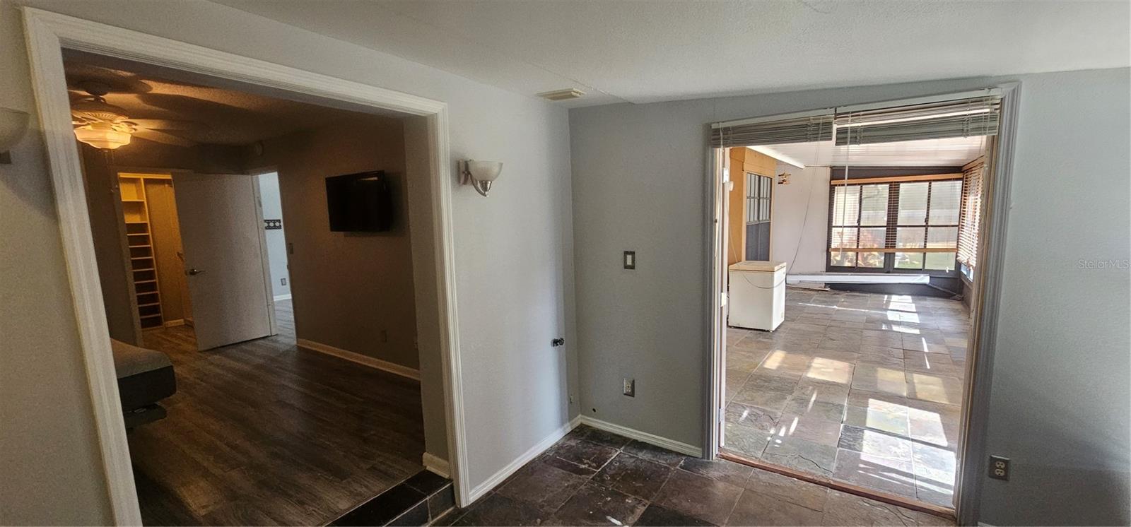 Image 28 of 46 For 4075 Shoreside Circle