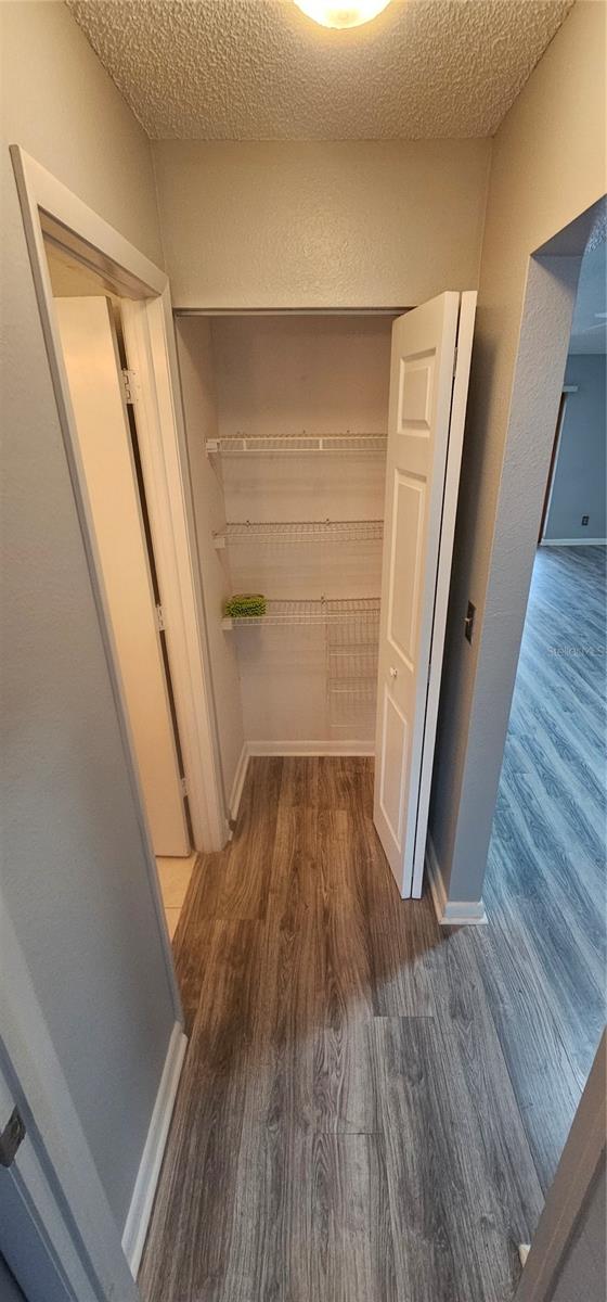 Image 34 of 46 For 4075 Shoreside Circle