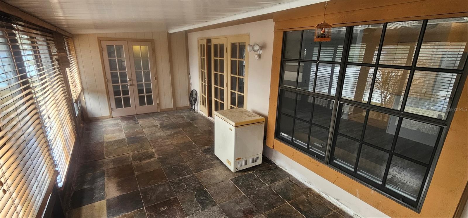 Image 38 of 46 For 4075 Shoreside Circle