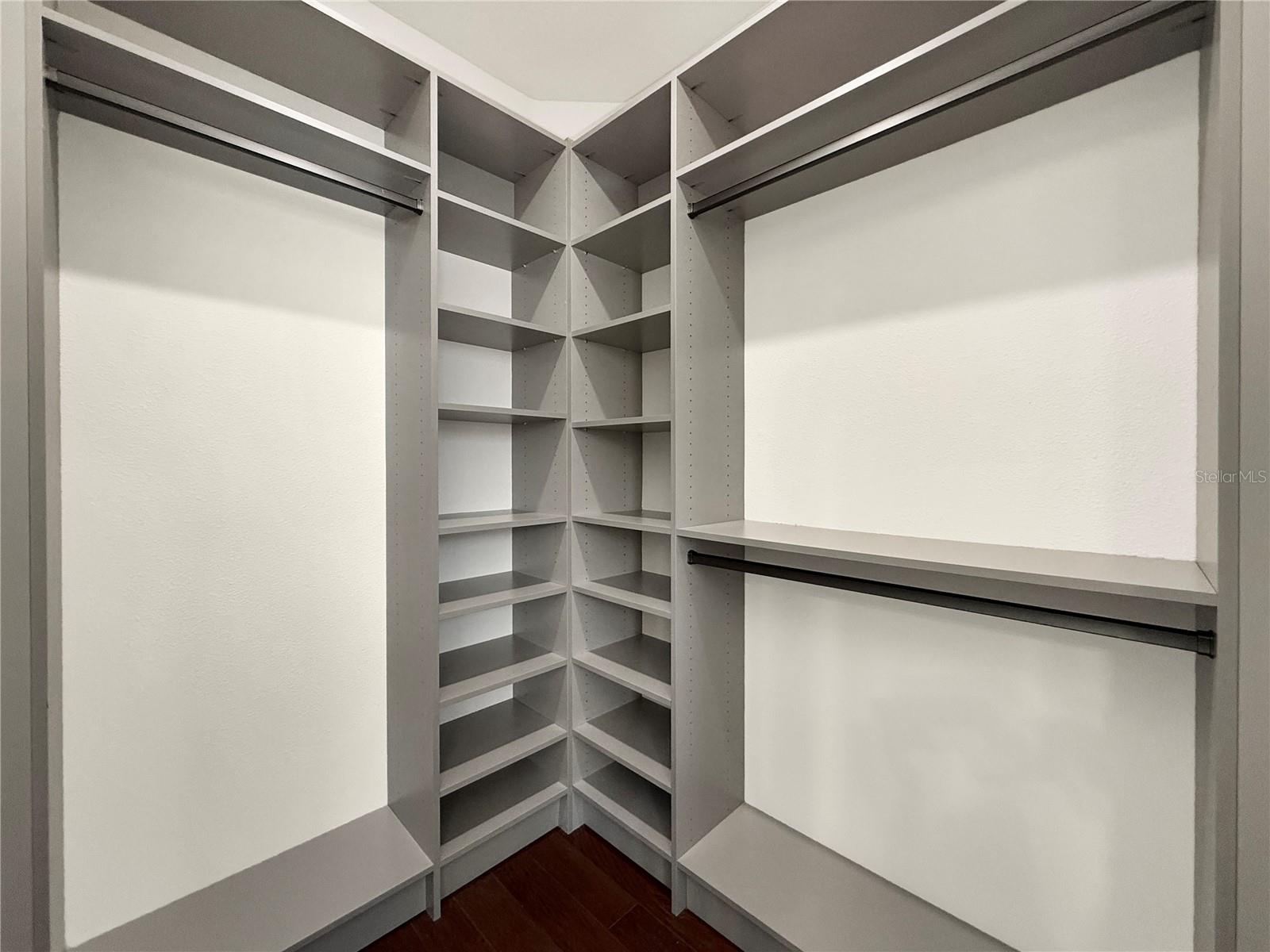 Image 8 of 48 For 10551 Park Meadowbrooke Drive