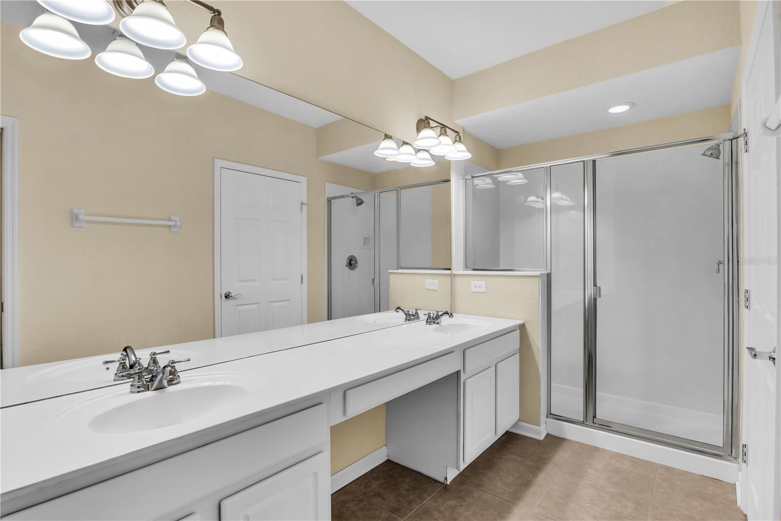 Image 14 of 47 For 1270 Grady Ln