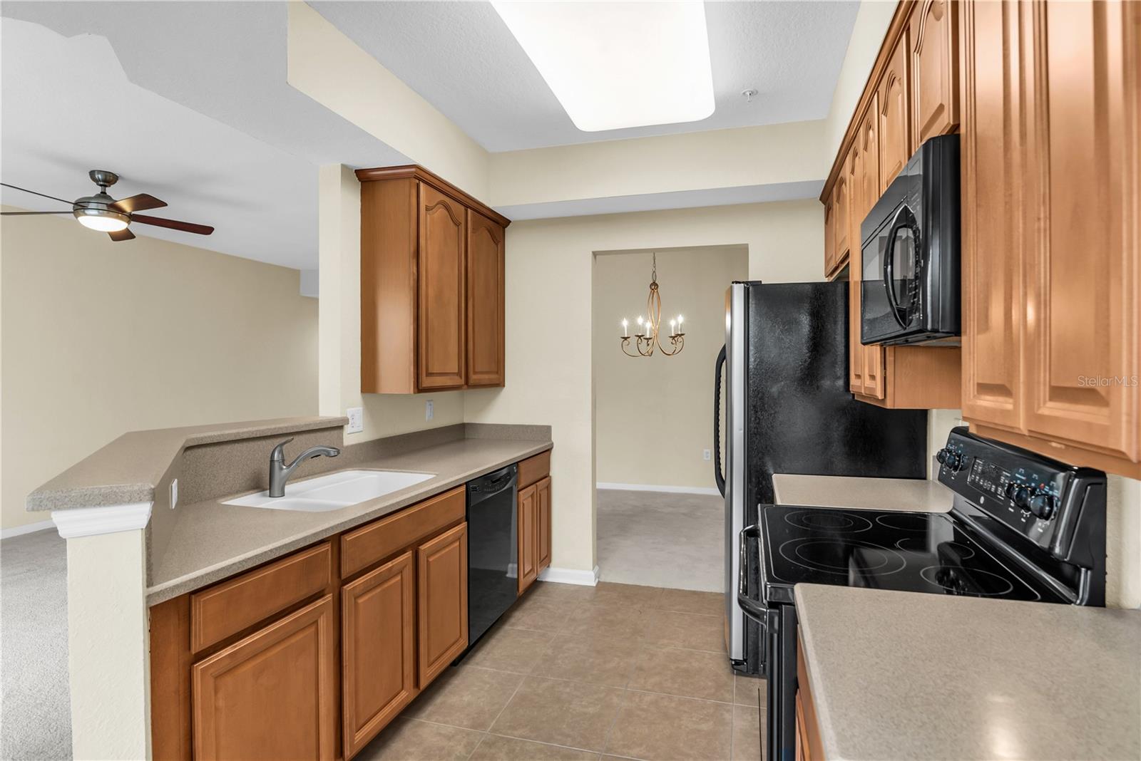 Image 19 of 47 For 1270 Grady Ln