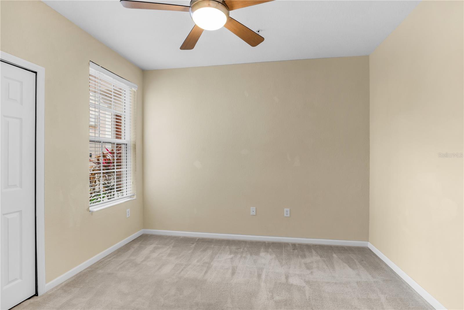 Image 27 of 47 For 1270 Grady Ln