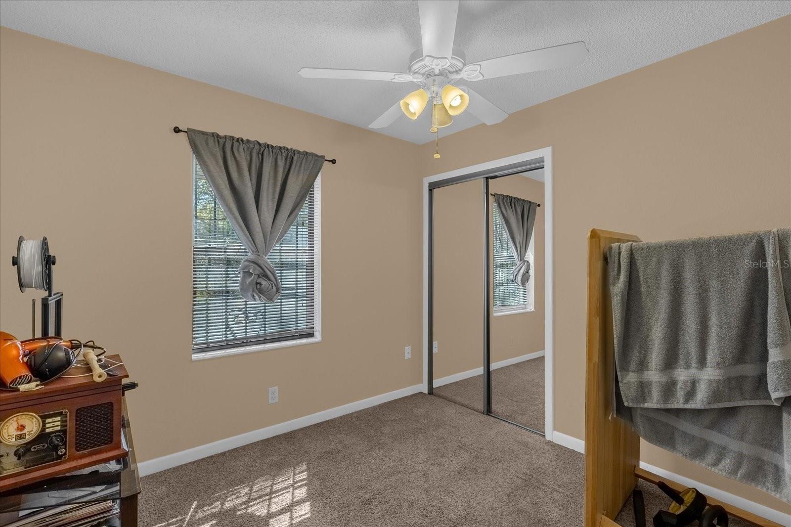 Image 12 of 27 For 1079 Lakewood Avenue