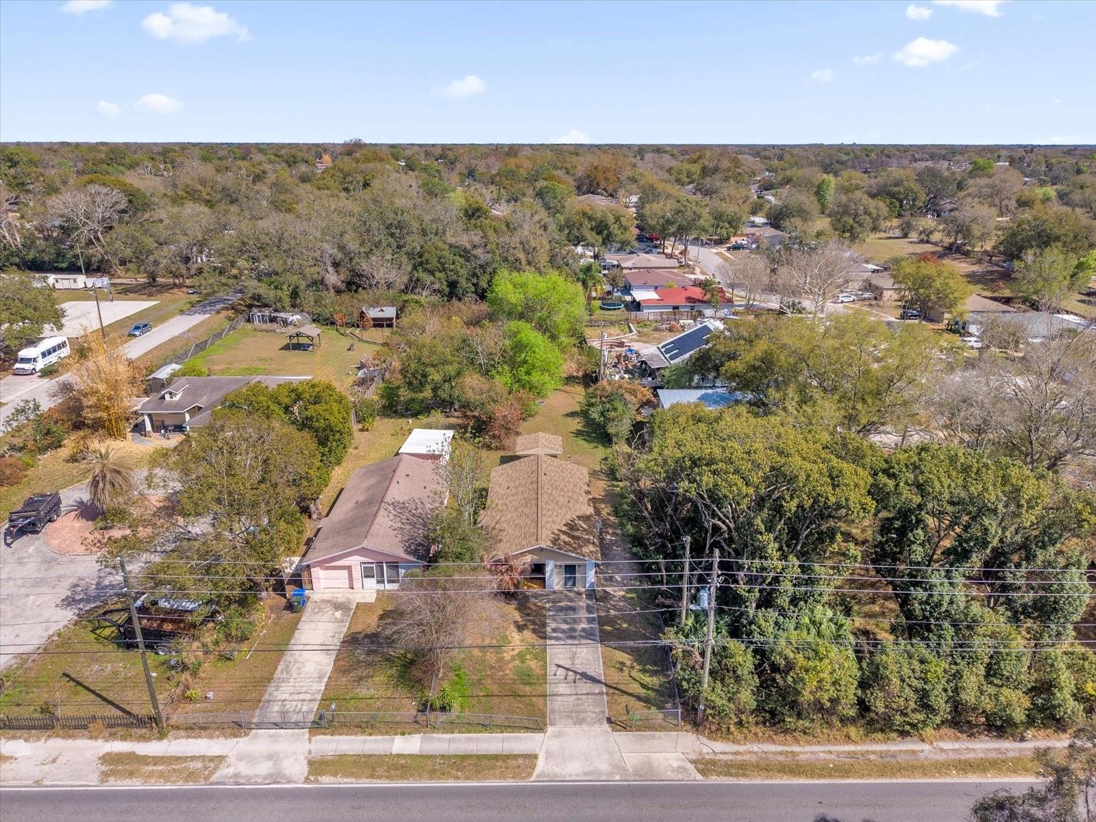 Image 24 of 27 For 1079 Lakewood Avenue