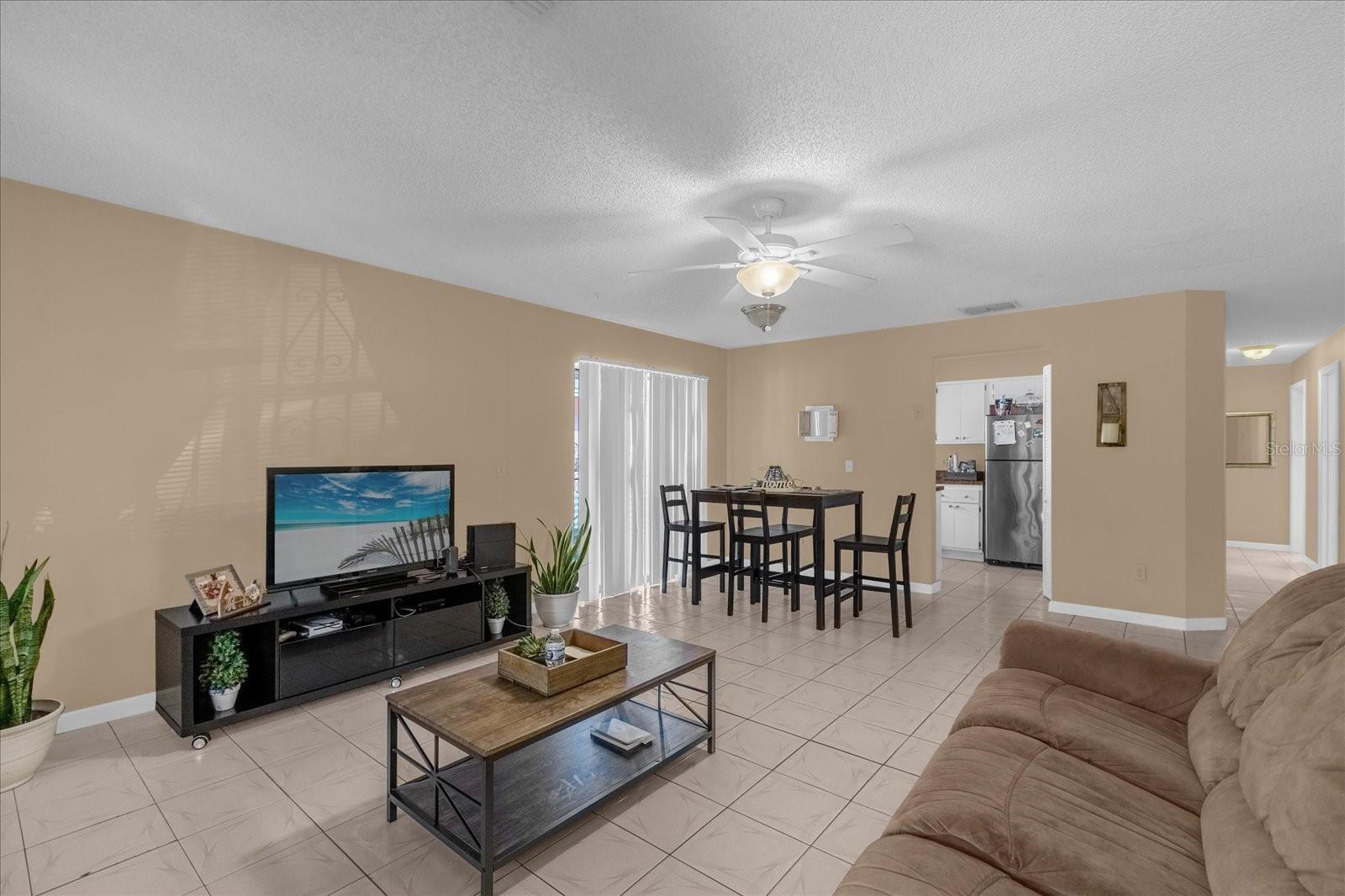 Image 5 of 27 For 1079 Lakewood Avenue