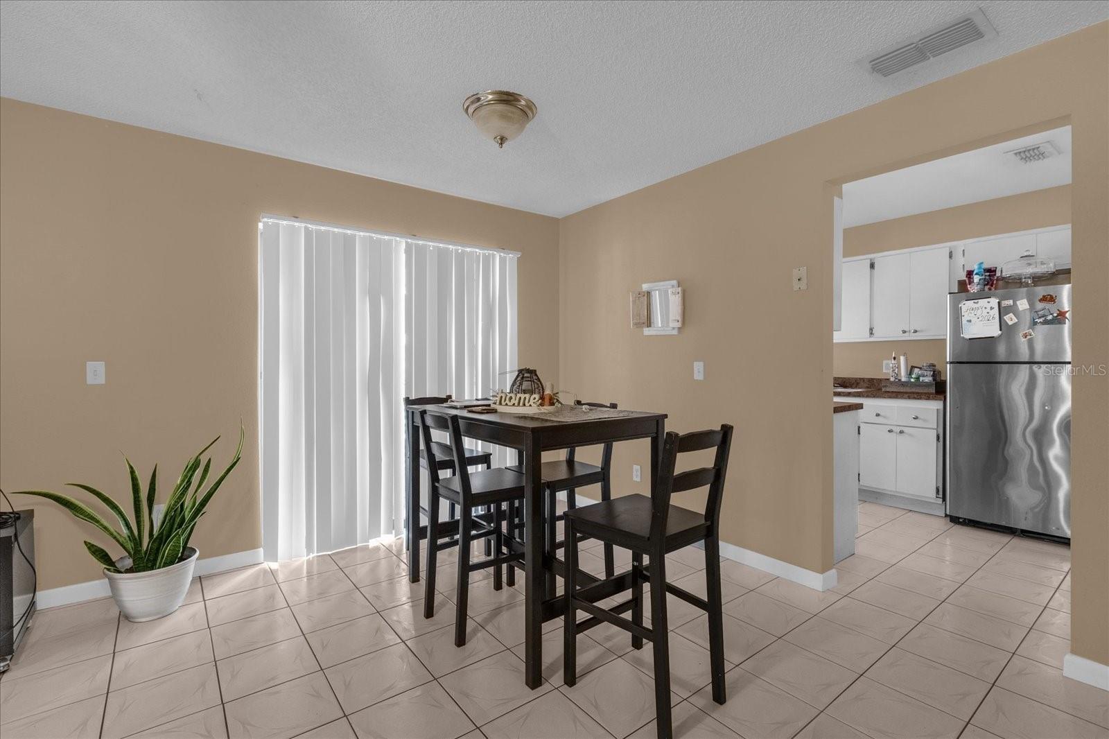 Image 7 of 27 For 1079 Lakewood Avenue