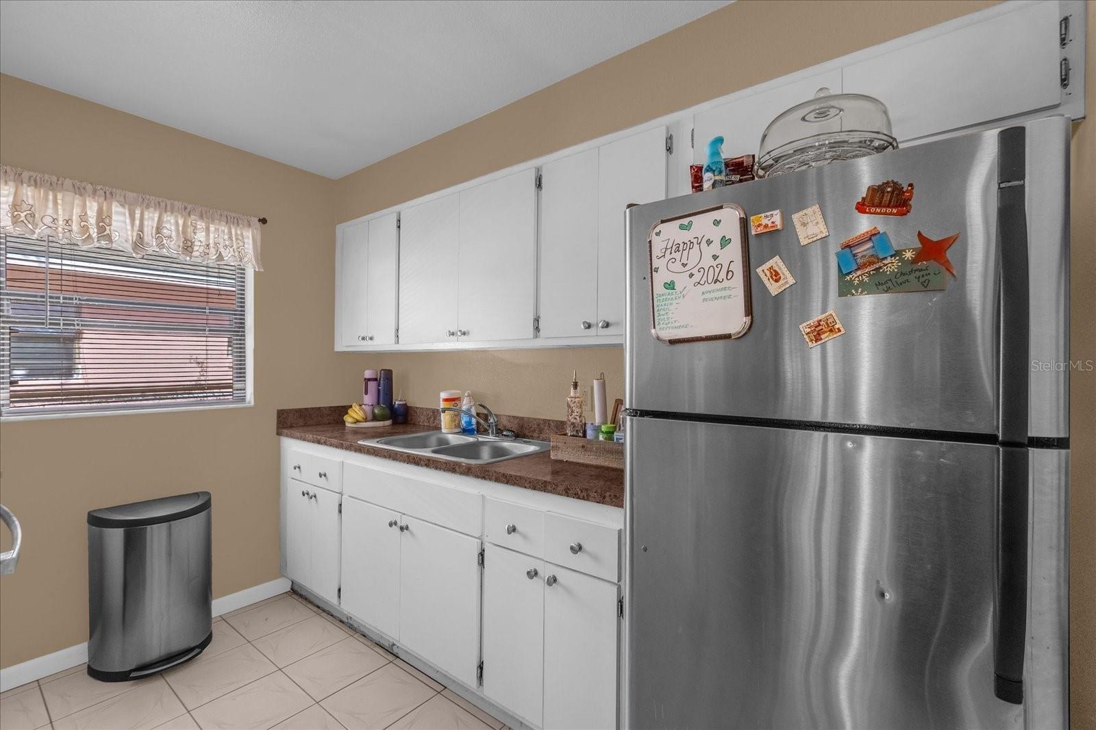 Image 9 of 27 For 1079 Lakewood Avenue