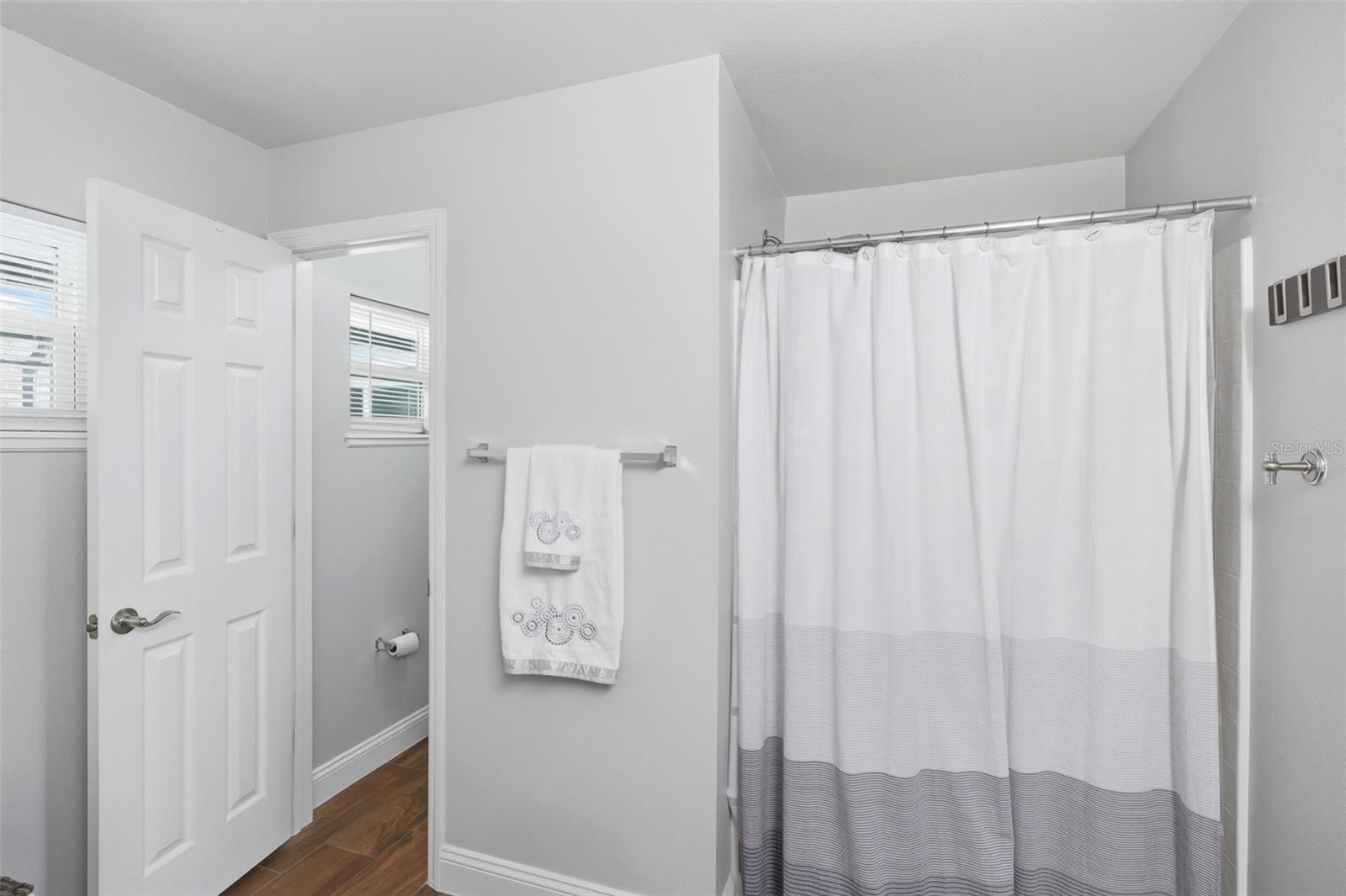 Image 25 of 31 For 3661 Wellington Lane